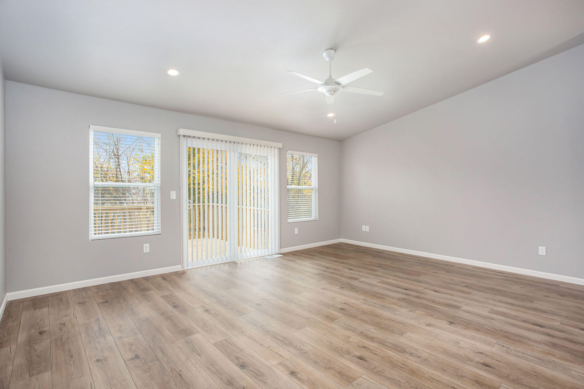 56 Thompson Boulevard