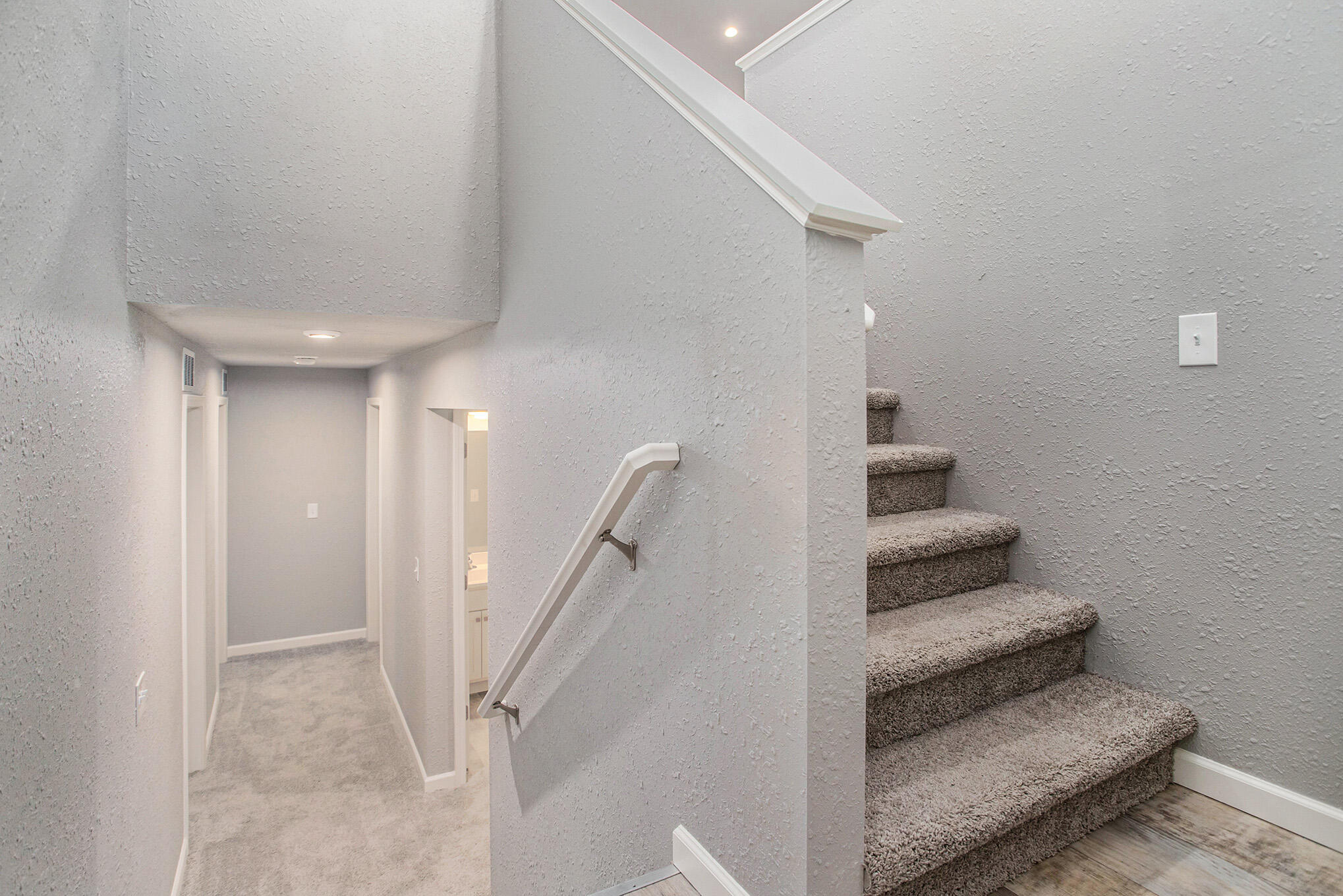 56 Thompson Boulevard