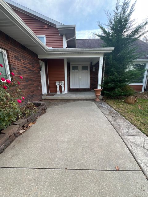 A home in Saginaw Twp