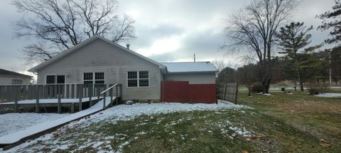 A home in Leslie