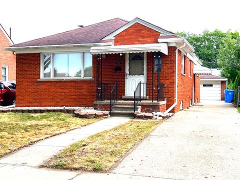 A home in Dearborn Heights