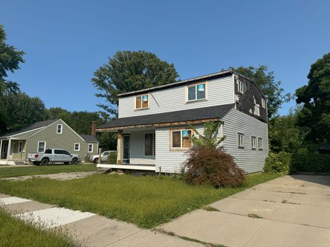 A home in Dearborn Heights