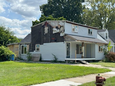 A home in Dearborn Heights