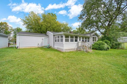 A home in Eaton Rapids Twp