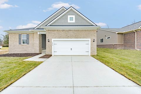 A home in Waterford Twp