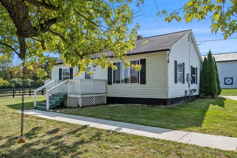 A home in Metamora Twp