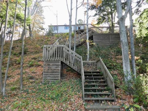 A home in Acme Twp