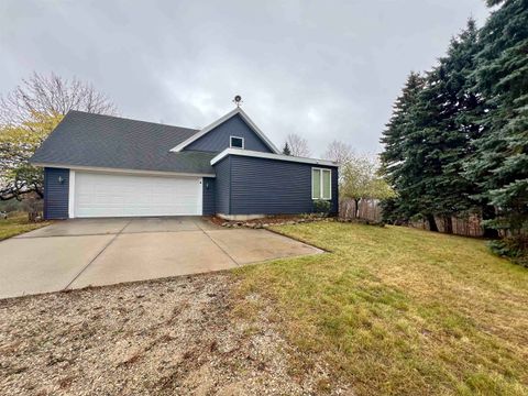 A home in Banks Twp