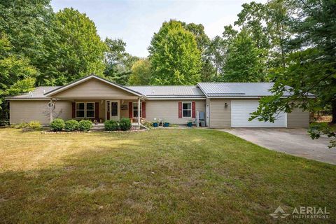 A home in Richfield Twp