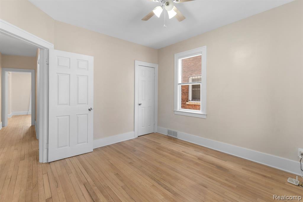 Detroit, Michigan 48206, United States, 3 Bedrooms Bedrooms, ,1 BathroomBathrooms,Residential,Active,91365