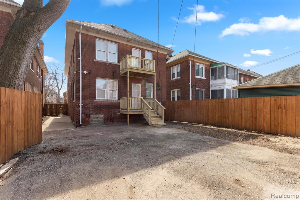 Detroit, Michigan 48206, United States, 3 Bedrooms Bedrooms, ,1 BathroomBathrooms,Residential,Active,91365