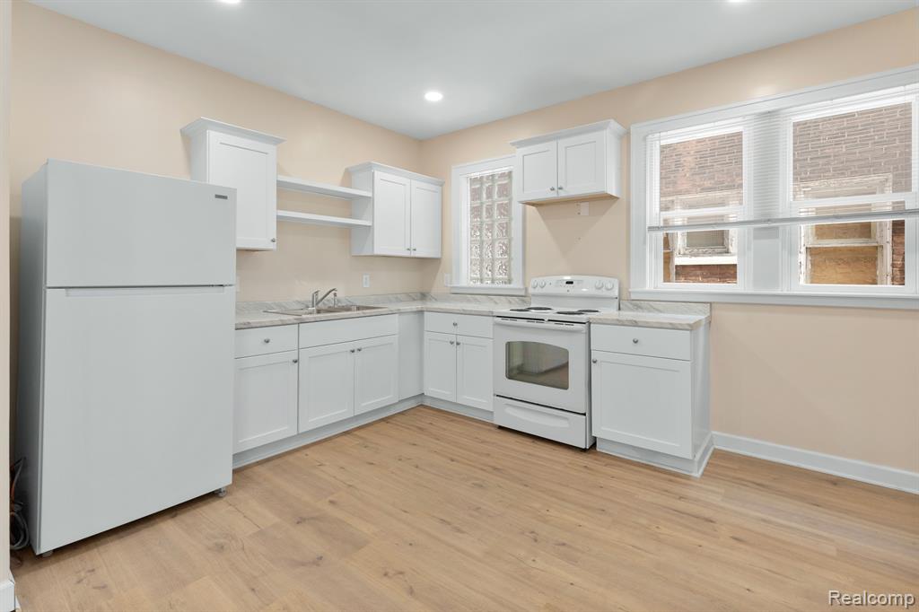 Detroit, Michigan 48206, United States, 3 Bedrooms Bedrooms, ,1 BathroomBathrooms,Residential,Active,91365