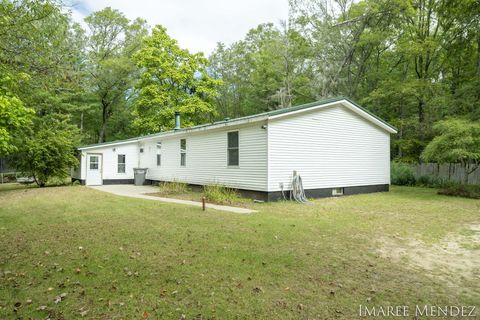 A home in Egelston Twp