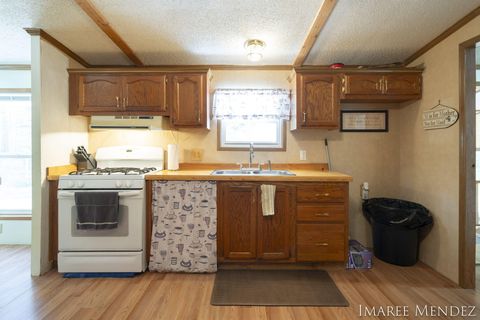 A home in Egelston Twp