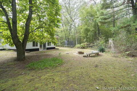 A home in Egelston Twp