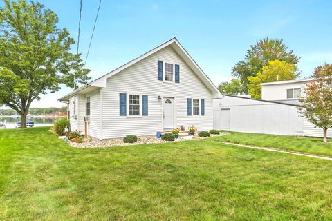 A home in Egelston Twp