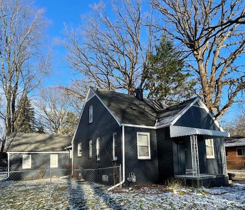 A home in Harper Woods