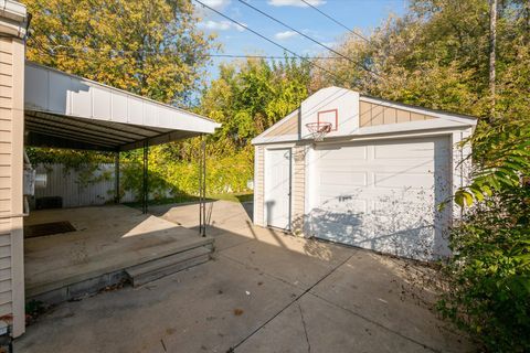 A home in Warren