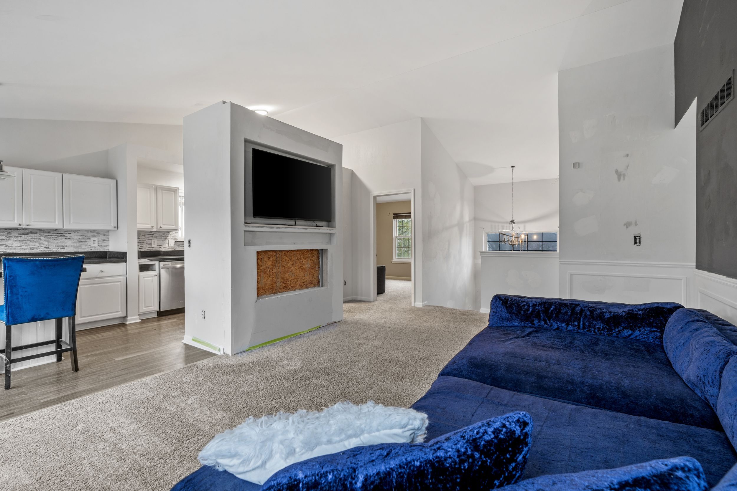 Romulus, Michigan 48174, United States, 4 Bedrooms Bedrooms, ,3 BathroomsBathrooms,Residential,Pending,10681