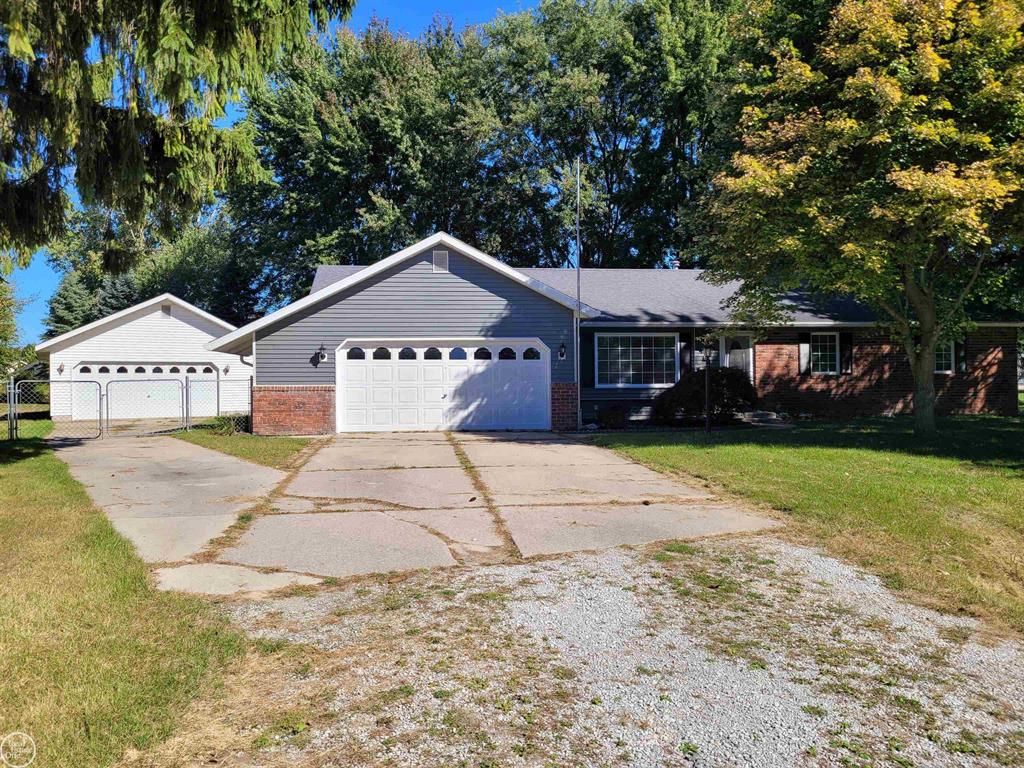 Photo of 4602 Huntington Drive, Port Huron Township, MI 48060 (MLS # 58050157409)