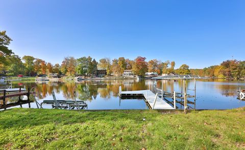 A home in Putnam Twp