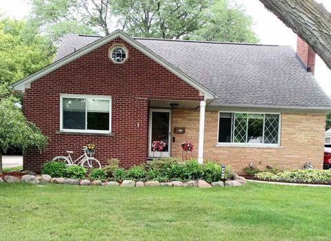 A home in Grosse Pointe Farms