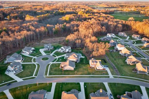 A home in Hartland Twp