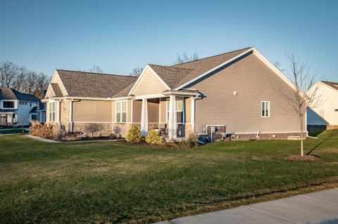 A home in Hartland Twp