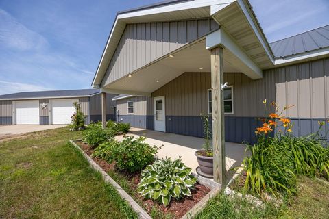 A home in Orient Twp