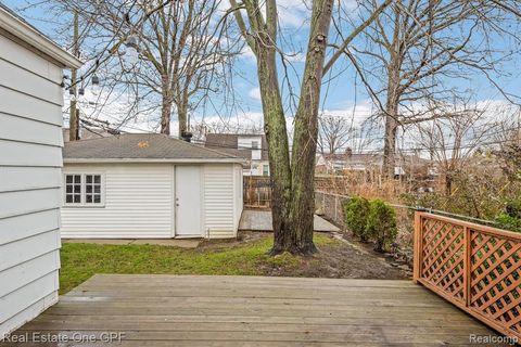 A home in GrossePointeWoodsCity_Wayne