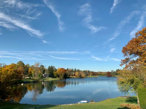 A home in Bloomfield Hills