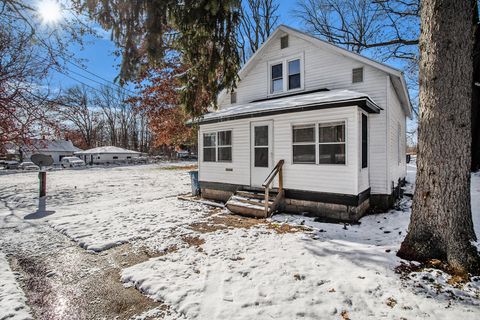 A home in Albion