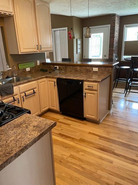 Photo 2 of 11 of 3608 Timber Creek Drive NW condo