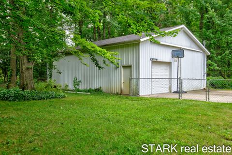 A home in Fruitport Twp