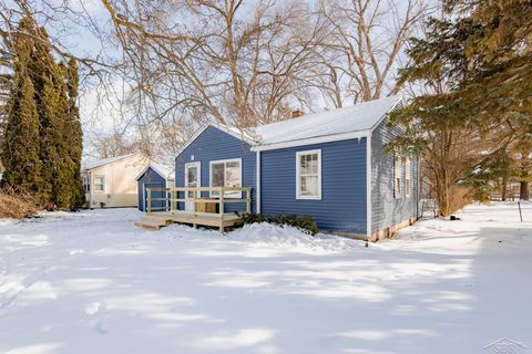 A home in Saginaw