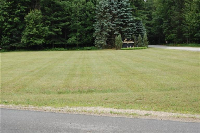 6964 Clubhouse Drive E