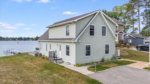 A home in Plainfield Twp