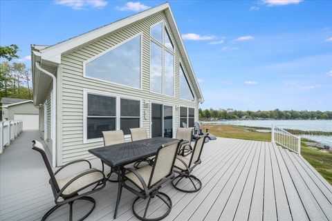 A home in Plainfield Twp