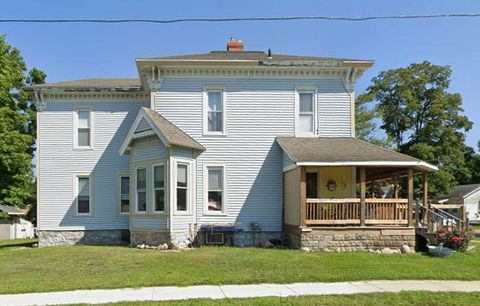 A home in Paw Paw Vlg