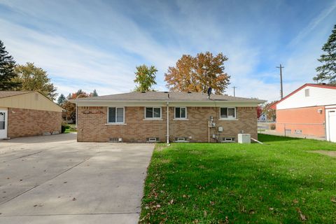 A home in Van Buren Twp