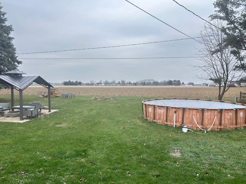 A home in Blissfield Vlg