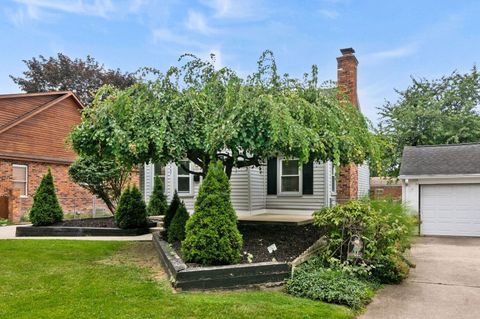 A home in Dearborn Heights