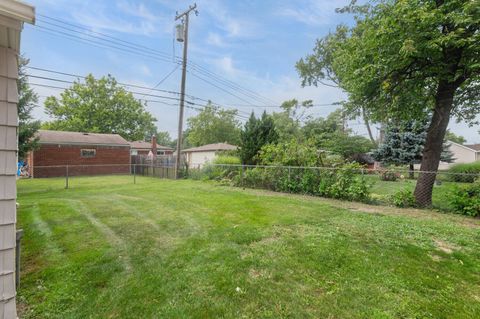 A home in Dearborn Heights