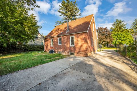 A home in Livonia