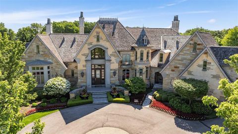 A home in Oakland Twp