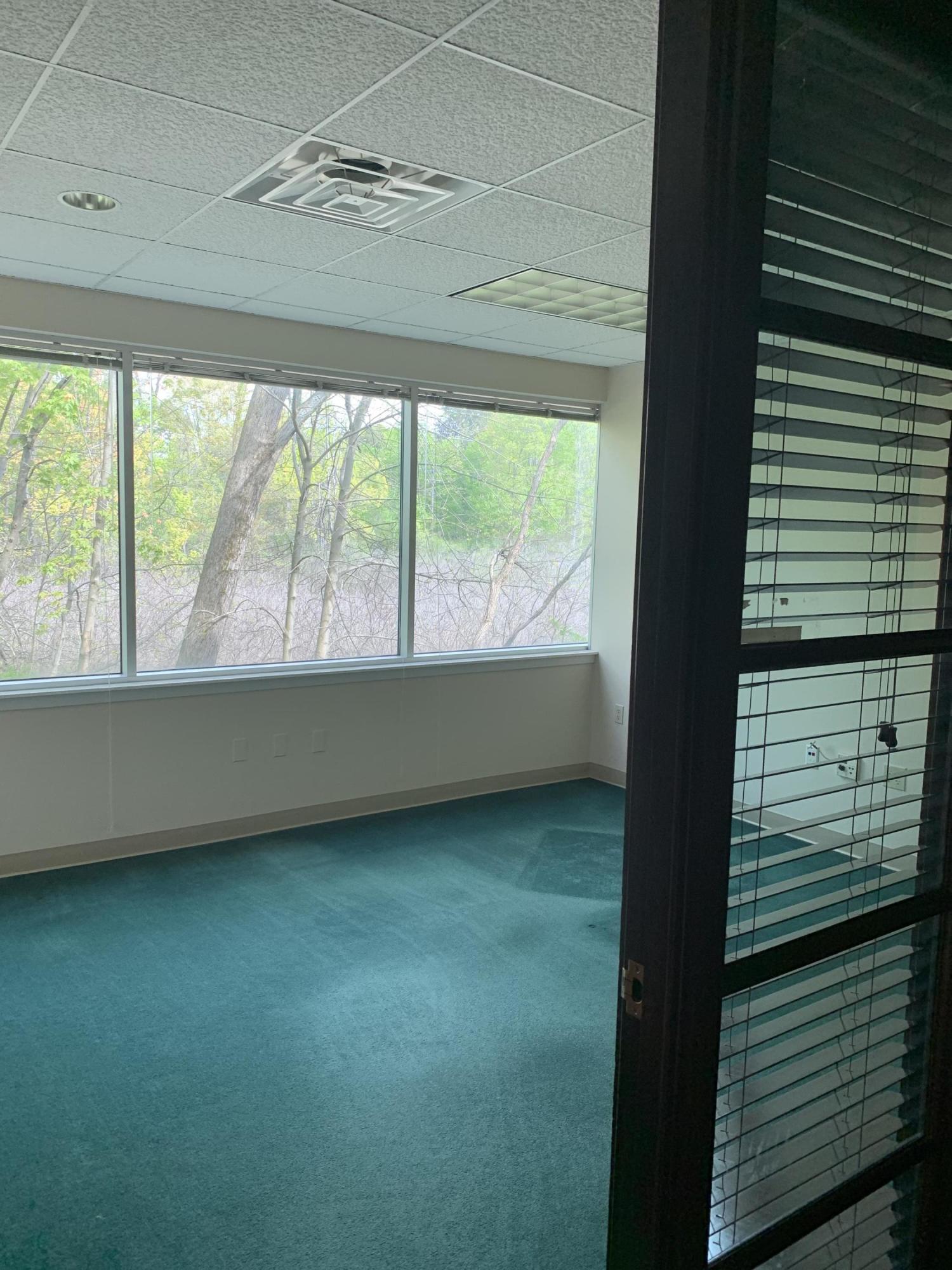 5211 Cascade Road SE 100