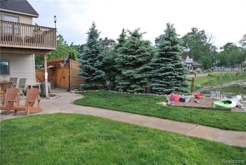 A home in Commerce Twp