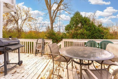 A home in West Bloomfield Twp