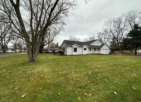 A home in Waterford Twp