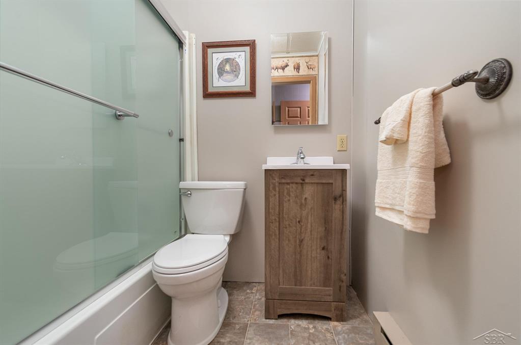 HamiltonTownship_Clare, Michigan 48625, United States, 4 Bedrooms Bedrooms, ,3 BathroomsBathrooms,Residential,Active,42002